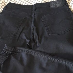 Levis Black Jeans 513 size 33 32